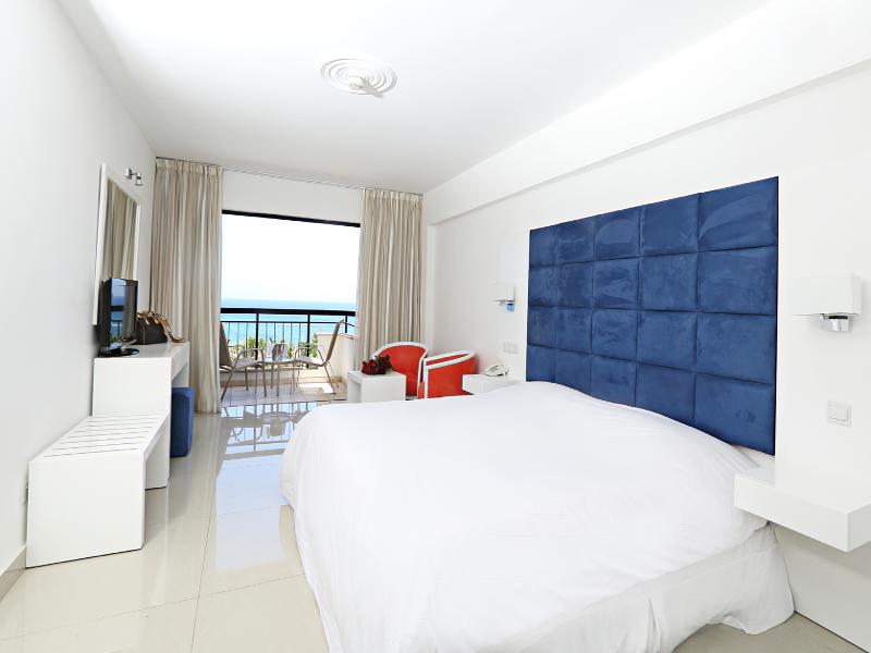 Anastasia Beach Complex Front Sea View Suites