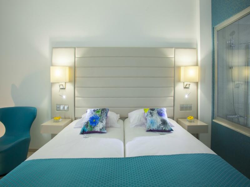 Superior Side Sea View room