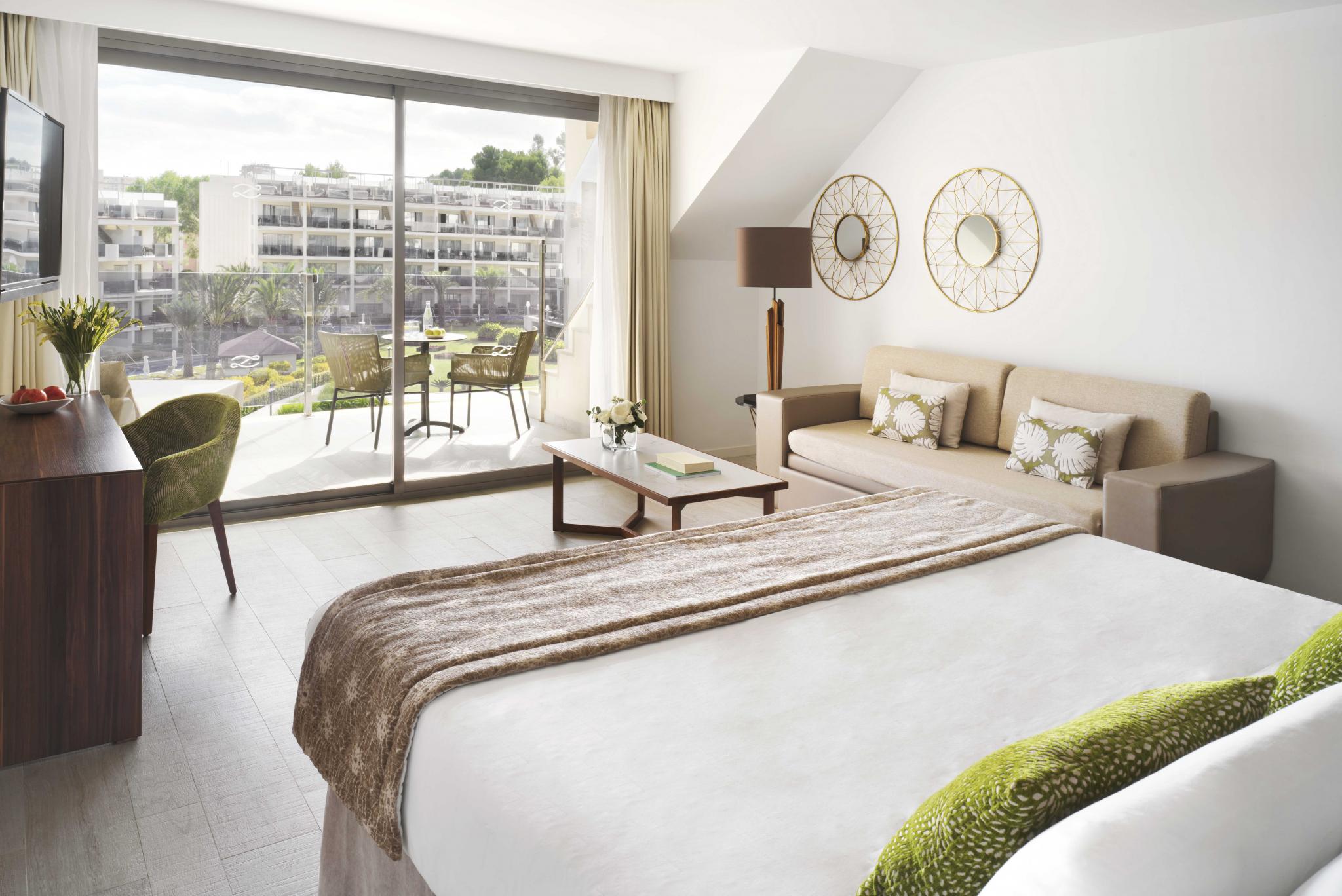 Zafiro Palace Palmanova Junior Suite