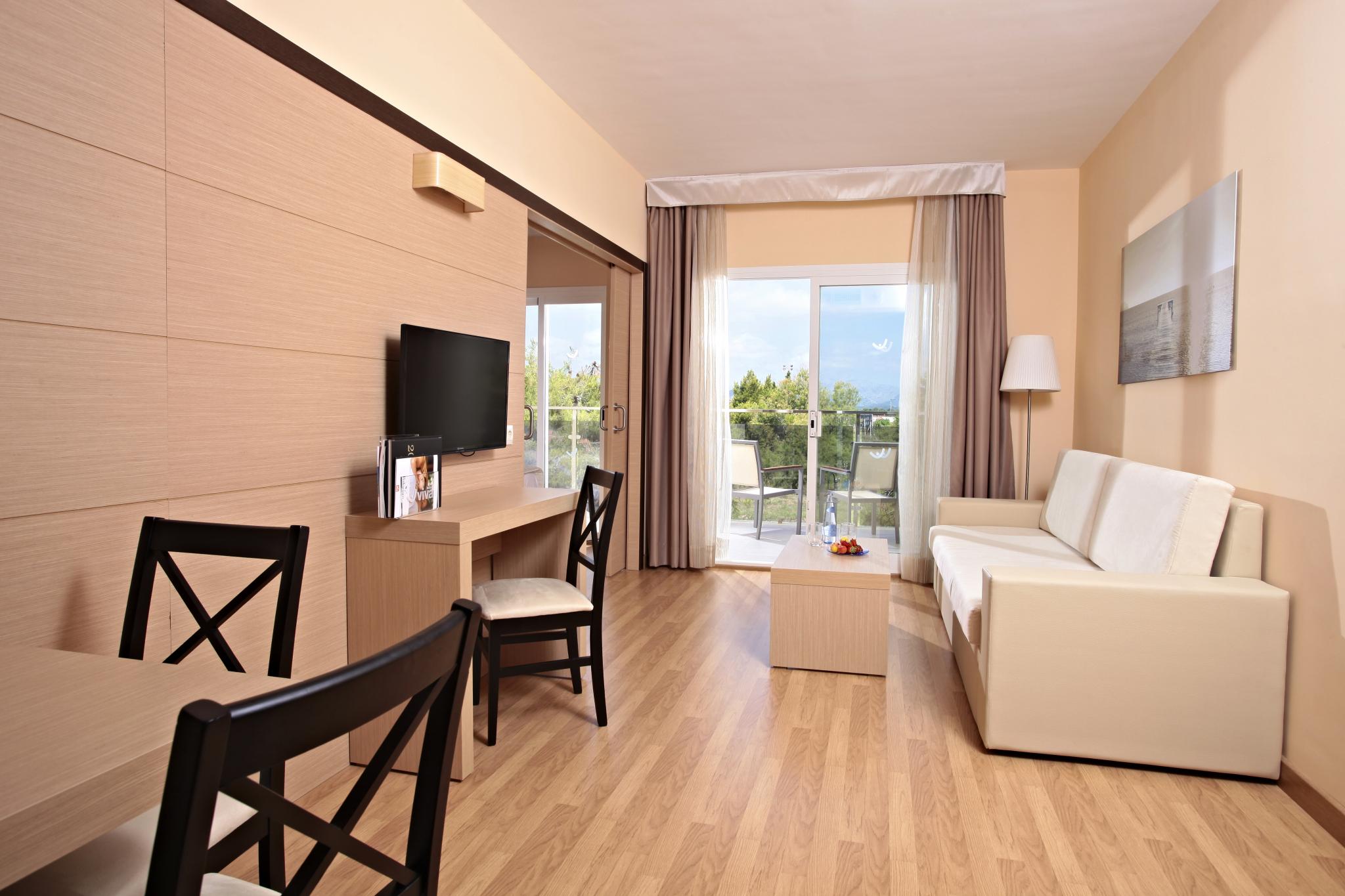 Zafiro Tropic Deluxe Apartment