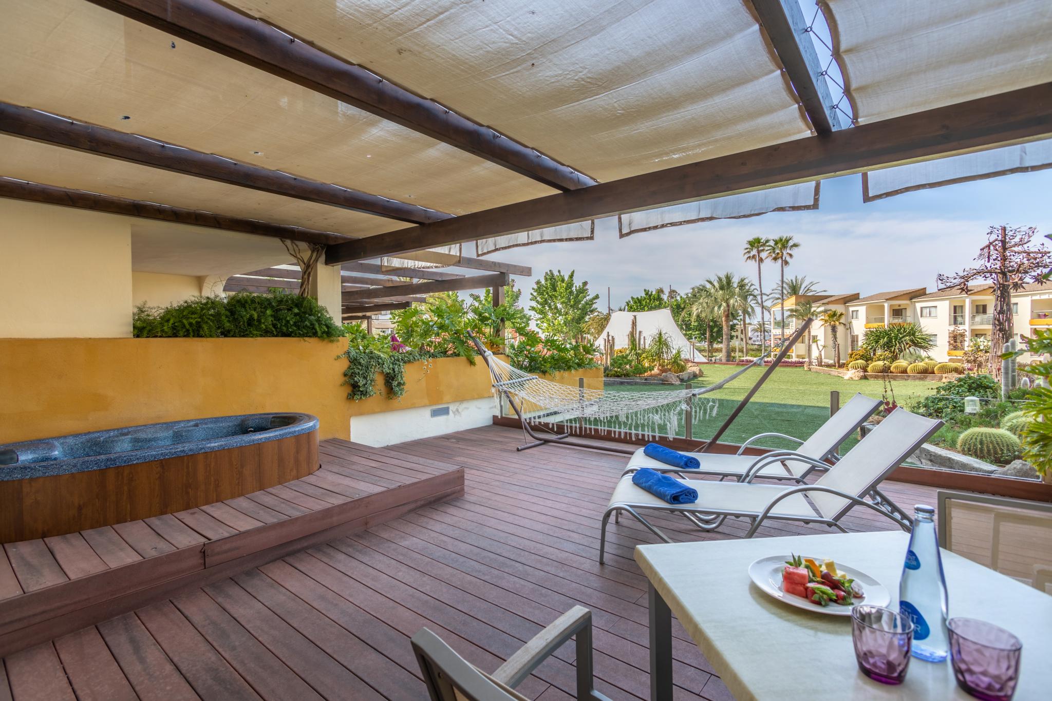 Zafiro Tropic Royal Terrace Apartment (First Floor)