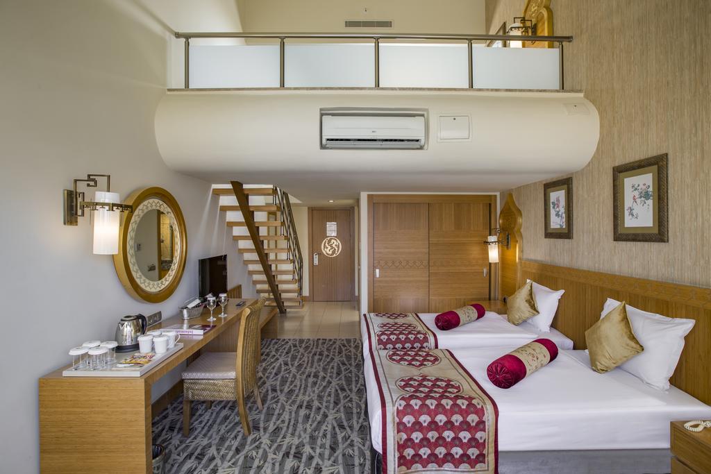 Royal Dragon Family Room